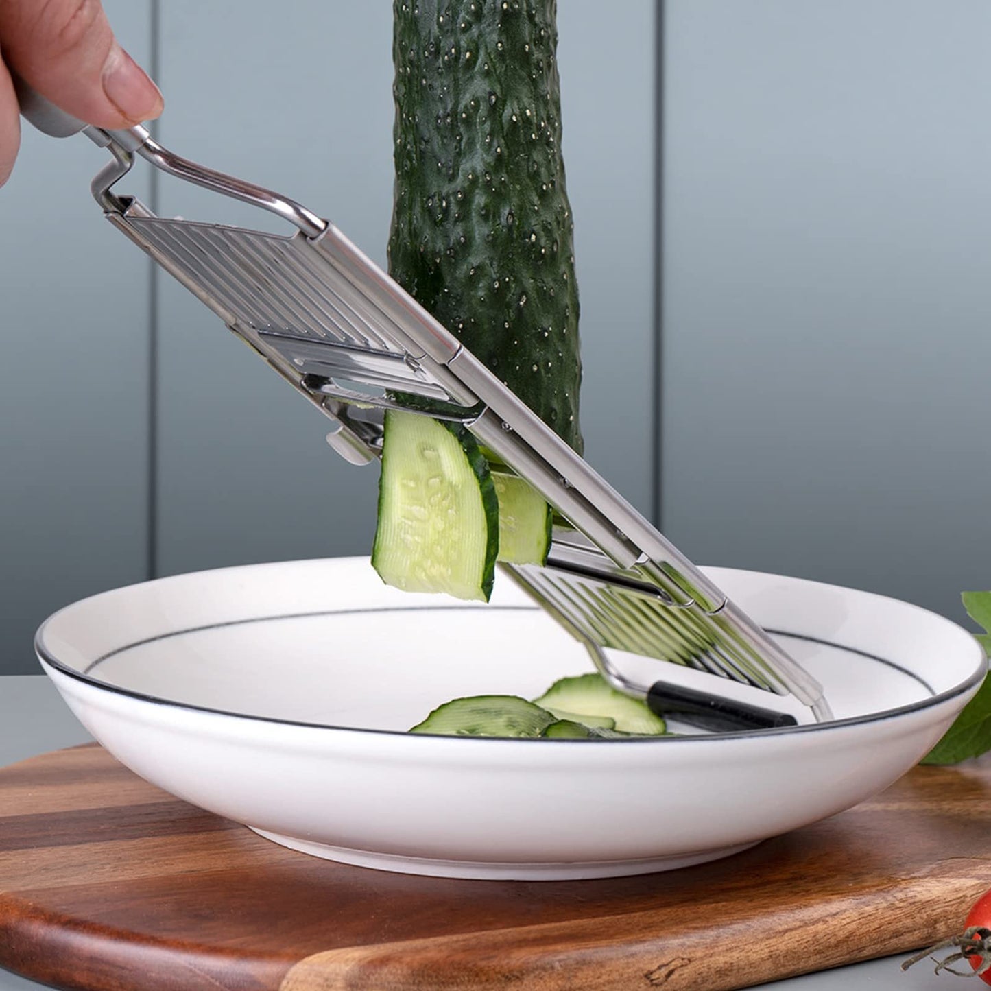 ⚡️8 TIMES THE SPEED, making your cooking easier - ultra-high composite steel three-in-one multi-blade vegetable cutterc
