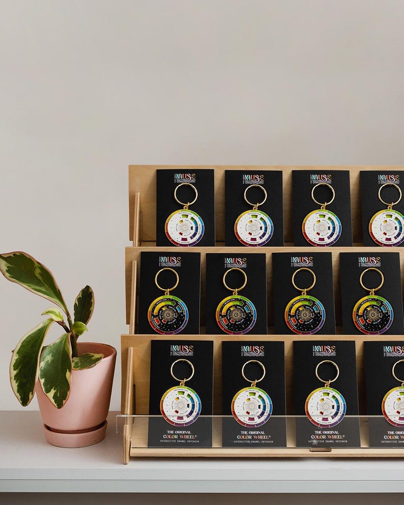 Black/Gold or White/Gold Interactive Keychain ORIGINAL, Moving Jewelry Accessory, Creative Artist Gift, Art Interactive Spinner